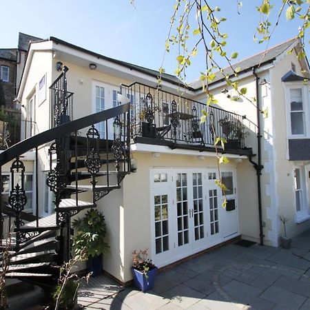 Just B -Town Centre, 2 X Double Bedroom Apartment With Smart Tv, Full Kitchen & Great 1400 Power Shower! St Elmo Cottage Dartmouth Exterior foto